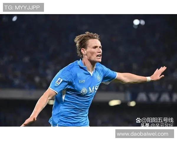 足球明星半脸照揭秘他们的魅力与风采展现背后的故事与成就