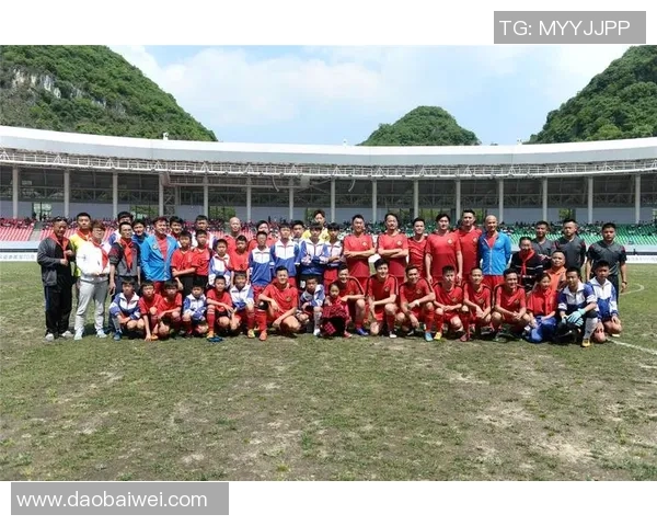 教练教足球的秘诀与技巧分享助你成为足球场上的明星球员