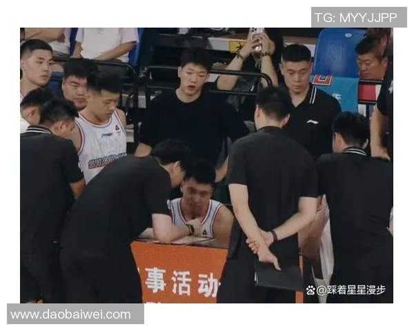 杭州篮球队配合引发热议球迷对战术和队员默契度展开激烈讨论