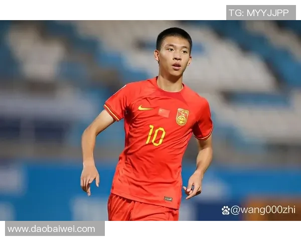 汤湖足球崛起之路探秘年轻球员的成长与团队精神的塑造 汤湖足球崛起之路探秘年轻球员的成长与团队精神的塑造