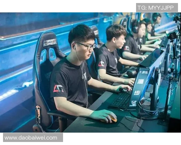 西安网球队快攻战术解析与实战应用研究