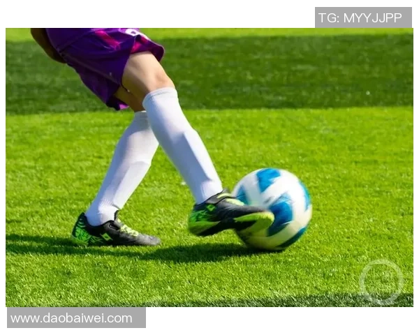 火材人足球：团结拼搏的精神与激情在绿茵场上绽放