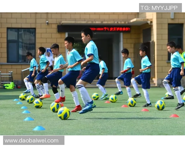 足球新手必看：提升耐力的实用技巧与训练方法全攻略